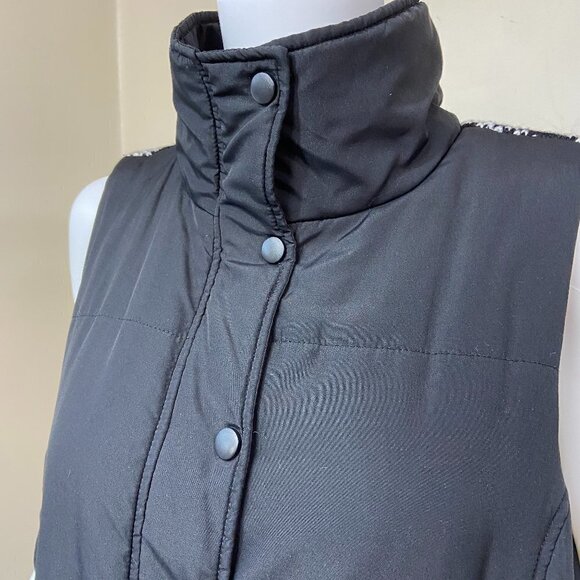 Bass Black Puffer Vest with Knit Back, M - Picture 7 of 16